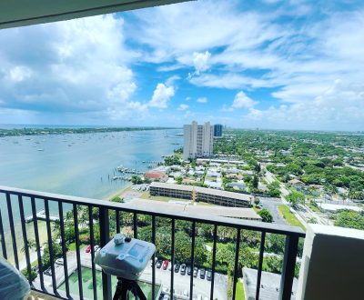 Certified inspector from Air Doctors conducting mold inspections, mold testing, particle count and allergen testing, asbestos surveys, sample collection, and water quality testing in a residential and commercial property in South Florida.